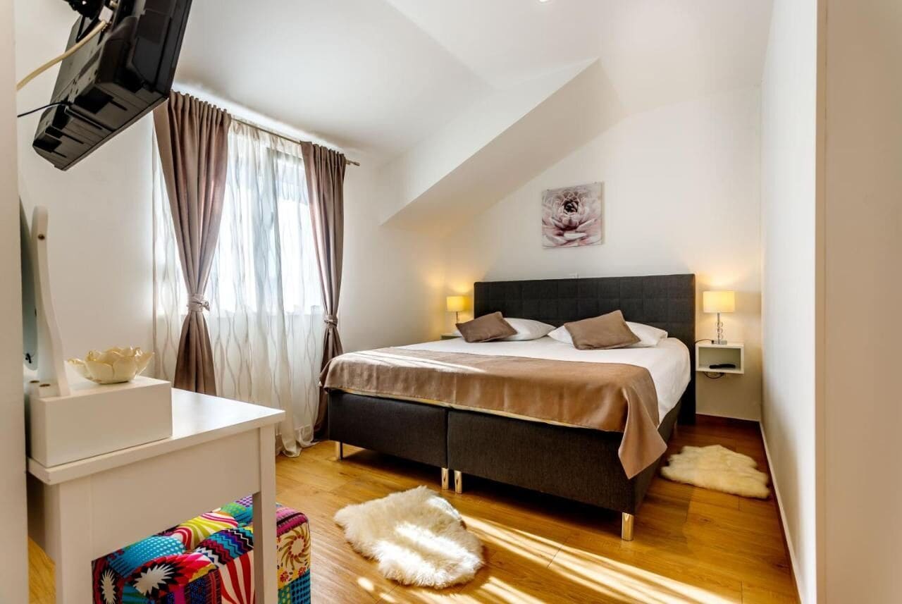 Casa | Una cassaforte in camera, ferro/asse da stiro, Wi-Fi gratuito