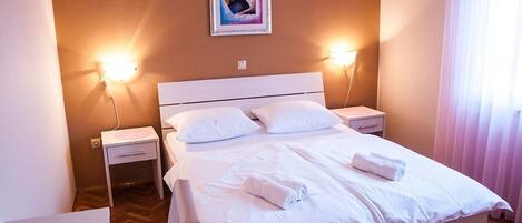 アパートメント (A4)