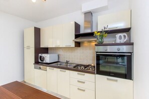 House | Private kitchen - House Brist (Drnis)