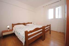 Apartemen (A1) | Setrika/meja setrika dan Wi-Fi gratis