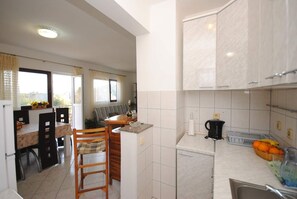 Apartment (A1) | Private kitchen - Apartment Ivanka (Kastela)