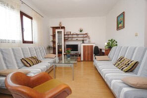 Apartment (A1) | Living room - Apartment Ivanka (Kastela)