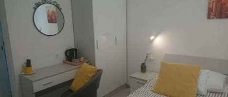 ห้องพัก (S4)