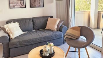 Apartment (A2) | Living room