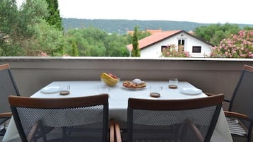 Apartment (A2) | Terrace/patio