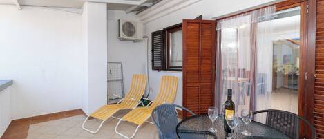 Apartment (A2) | Balcony