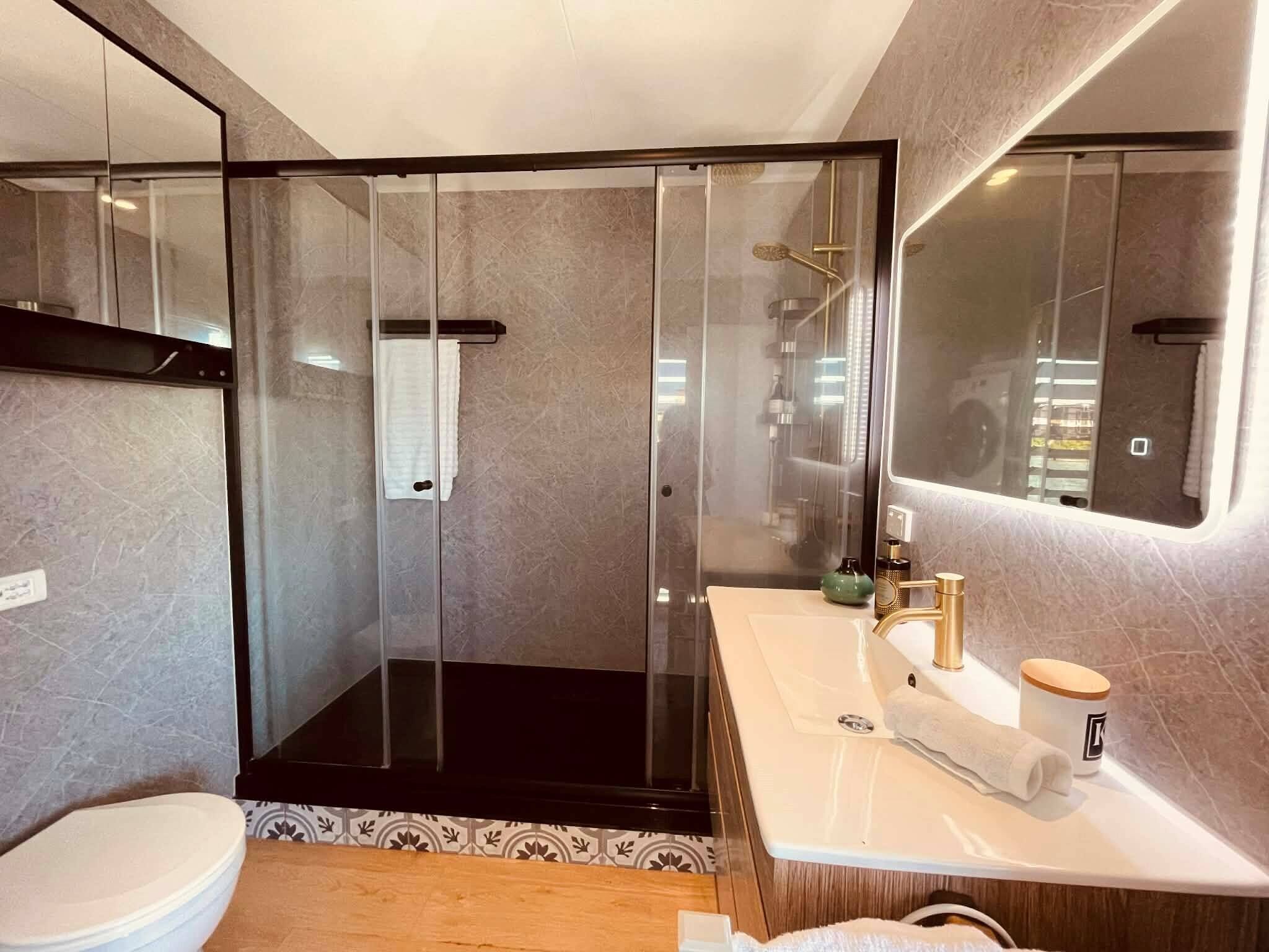 House, 1 Bedroom, Private Pool, City View | Bathroom