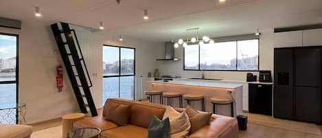 Hus, 1 soverom, privat basseng, byutsikt | Oppholdsrom