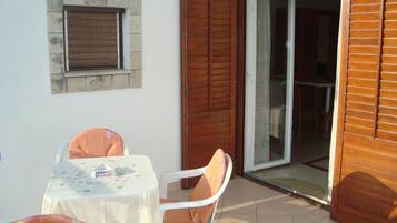 Studio (A1) | Terrasse/Patio