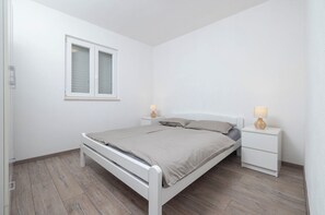 House - House Nane Garden (Supetar)