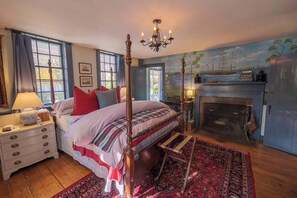 Escriptori, planxa i posts de planxar, wifi gratuïta i roba de llit 