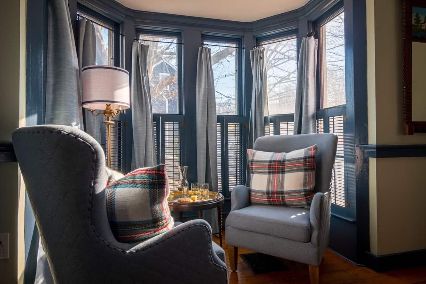 Smart TV, lareira, escritórios