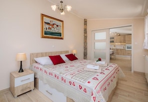 Apartment (A1)