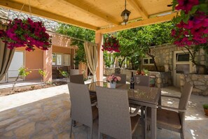 Terrace/patio - Apartment Dora (Trogir)