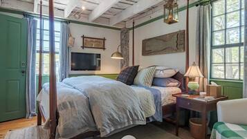 Desk, iron/ironing board, free WiFi, bed sheets