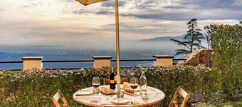Executive apartment in Borgo di Matraia
