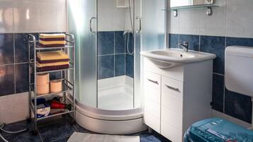 Apartment (A1) | Bathroom | Shower
