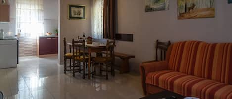 Apartment (A1) | Living room