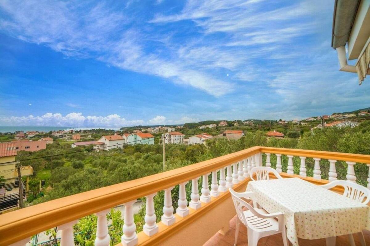 Apartment (A2) | Terrace/patio