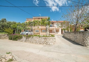 Building design - Apartments Dusan (Rab)