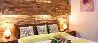 Apartments Vida With Garden