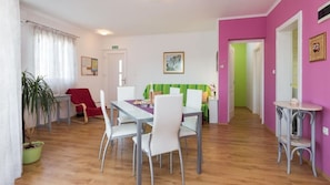 Apartment (A3) | Speisen