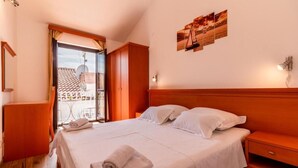 Apartment (A1) | Bügeleisen/Bügelbrett, kostenloses WLAN
