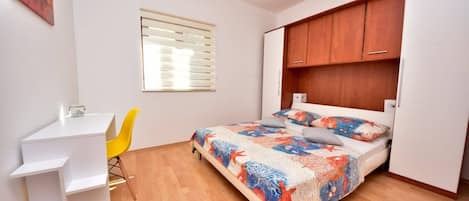 Apartment (A1) | Bügeleisen/Bügelbrett, kostenloses WLAN