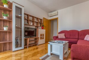 Apartment (A2) | Living room - Apartments and Rooms Happiness (Tucepi)