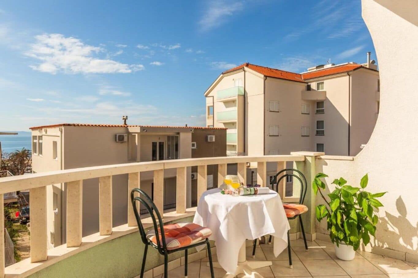 Zimmer (S2) | Terrasse/Patio