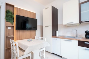 Apartment (A1) | Private kitchen - Apartment Karmen (Split)