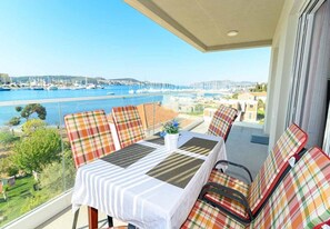 Apartment (A1) | Terrace/patio - Apartment Iva (Seget)