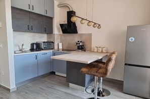 Studio (A1) | Private kitchen - Apartment Isa (Zadar)