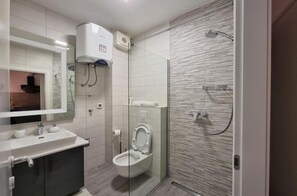 Studio (A1) | Bathroom - Apartment Isa (Zadar)