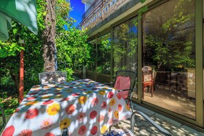 Studio (A2) | Terrace/patio - Apartments Olgi (Crikvenica)