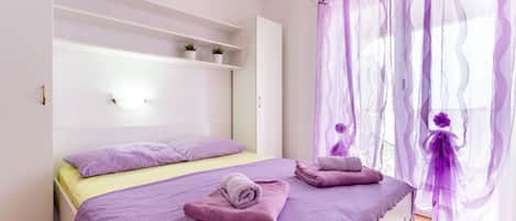 アパートメント (A1)