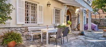 Apartments Old Sailor s House