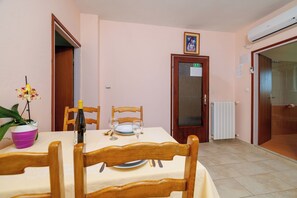 Apartment (A1) | Dining - Apartments Petar (Rab)
