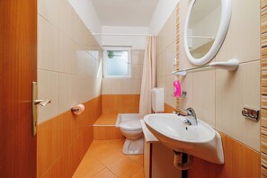 Apartment (A1) | Bathroom | Towels - Apartments Petar (Rab)