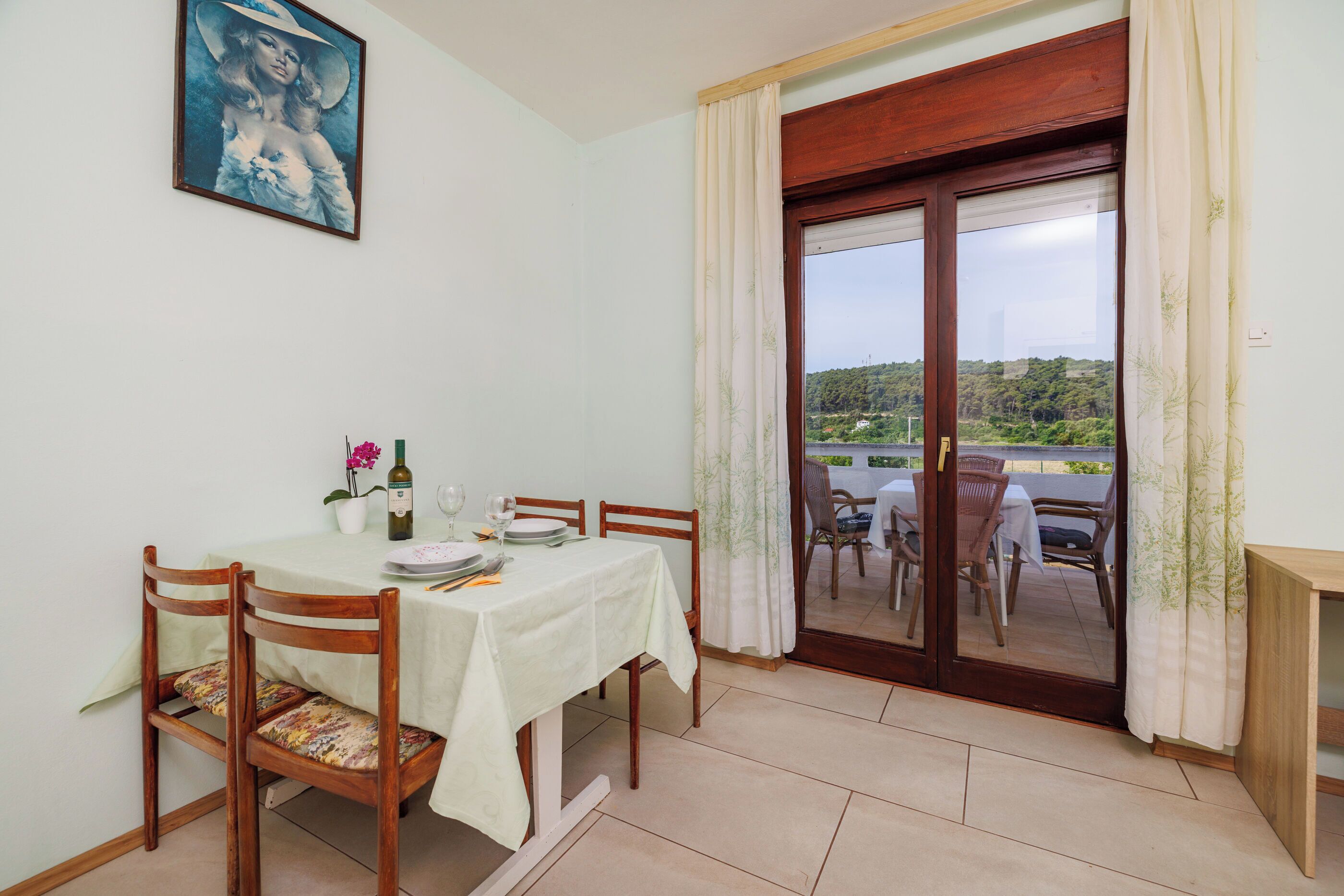 Apartment (A2) | Speisen