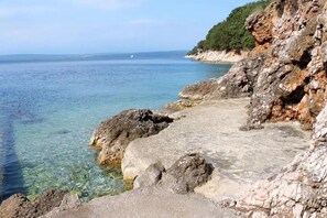Beach nearby - Apartment Luki (Cres)