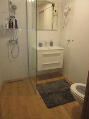 Apartment (A1) | Bathroom - Apartment Denis (Pirovac)