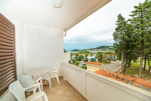 Apartment (A1) | Terrace/patio - Apartments Niki (Rab)