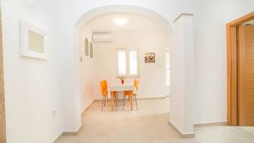 Apartment (A1) | Dining