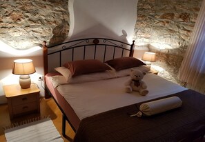 Iron/ironing board, free WiFi - Apartments and Room Perstel (Marcana)