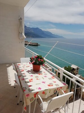 Apartment (A1) | Water view - Apartment Anka (Omis)