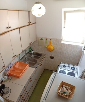 Apartment (A2) | Private kitchen - Apartment Nera (Vodice)