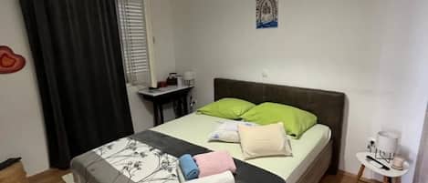 Apartment (A1) | Bügeleisen/Bügelbrett, kostenloses WLAN