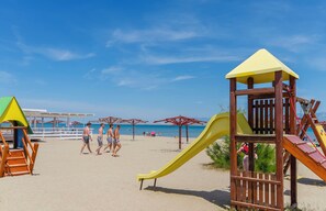 Beach nearby - Apartments Oasis (Nin)