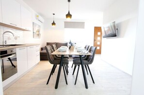 Apartment (A1) | Dining - Apartments Oasis (Nin)